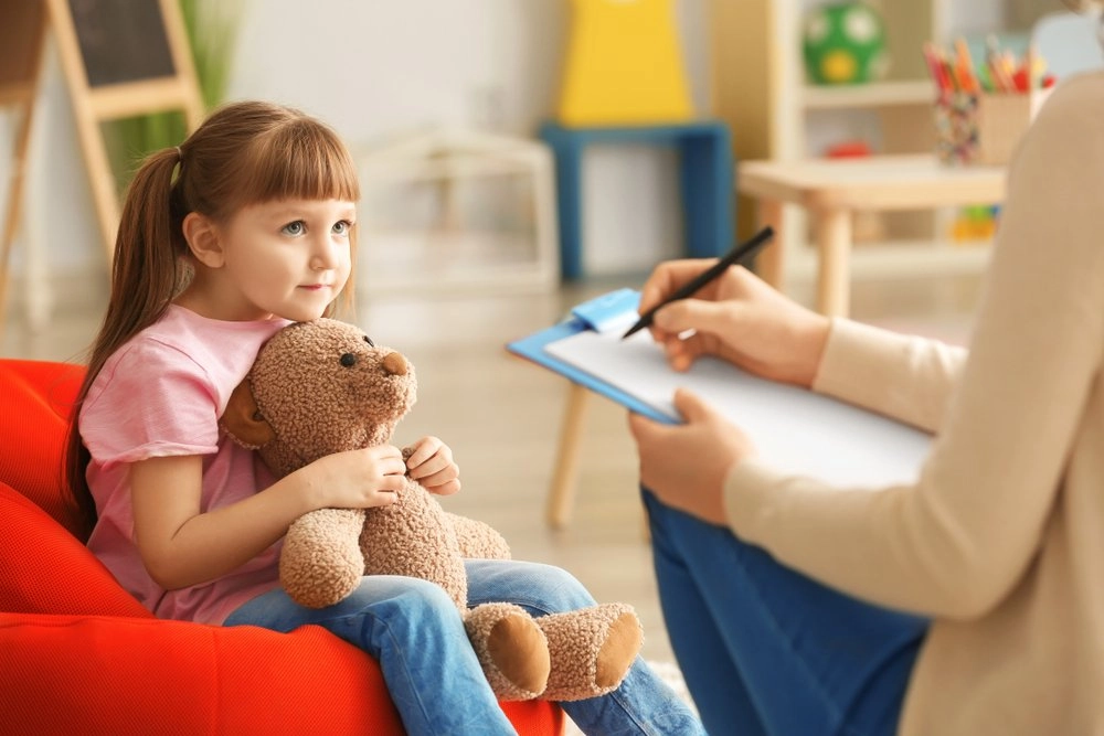 photo of child being interviewed at cac